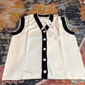 Women's V-Neck Sweater Vest - Black and White